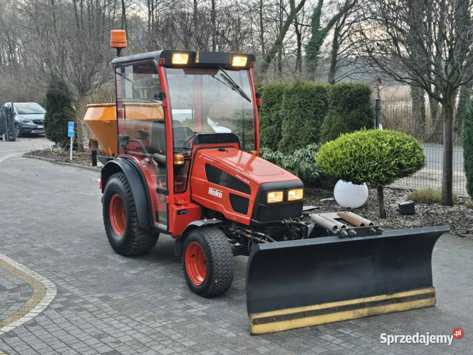 ciągniki Hako Hakotrac 3000 DA 4X4 ciągnik kujawsko-pomorskie Skępe