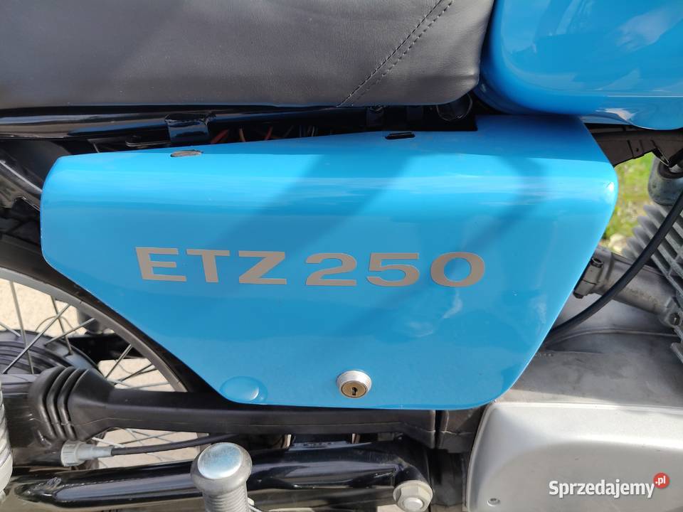 Motocykl MZ ETZ 250 1988 niebieska z dokumentami 250cm3 sprzedam