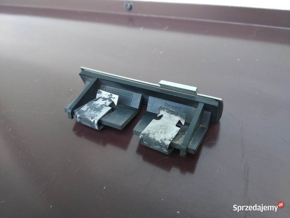 Audi A4 B6 A3 S3 8P znaczek emblemat w grill S osobowe łódzkie Sieradz