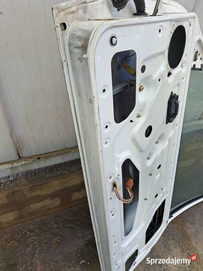 Peugeot 205 drzwi prawe Rok produkcji 1997 Warszawa