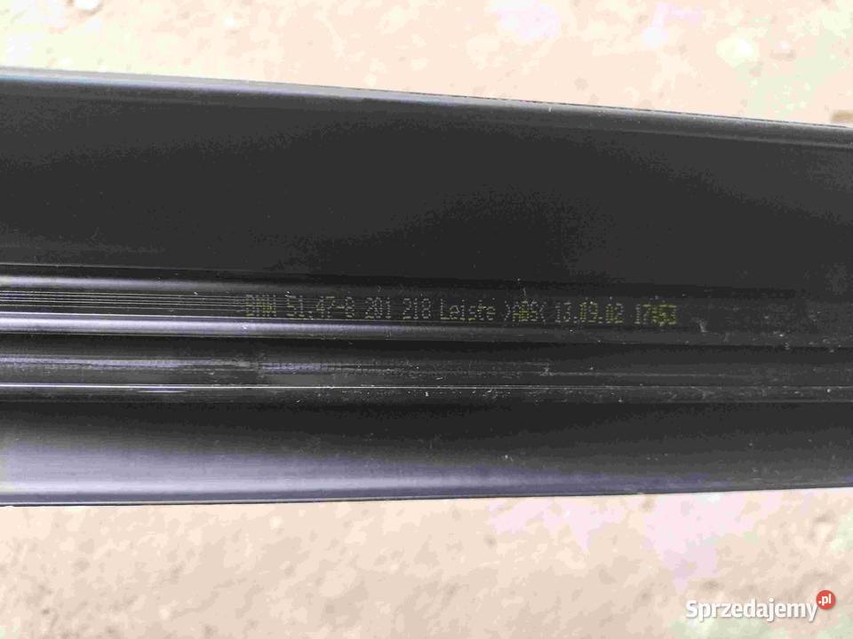 Listwa progowa lewa przednia BMW E46 stan Poręba