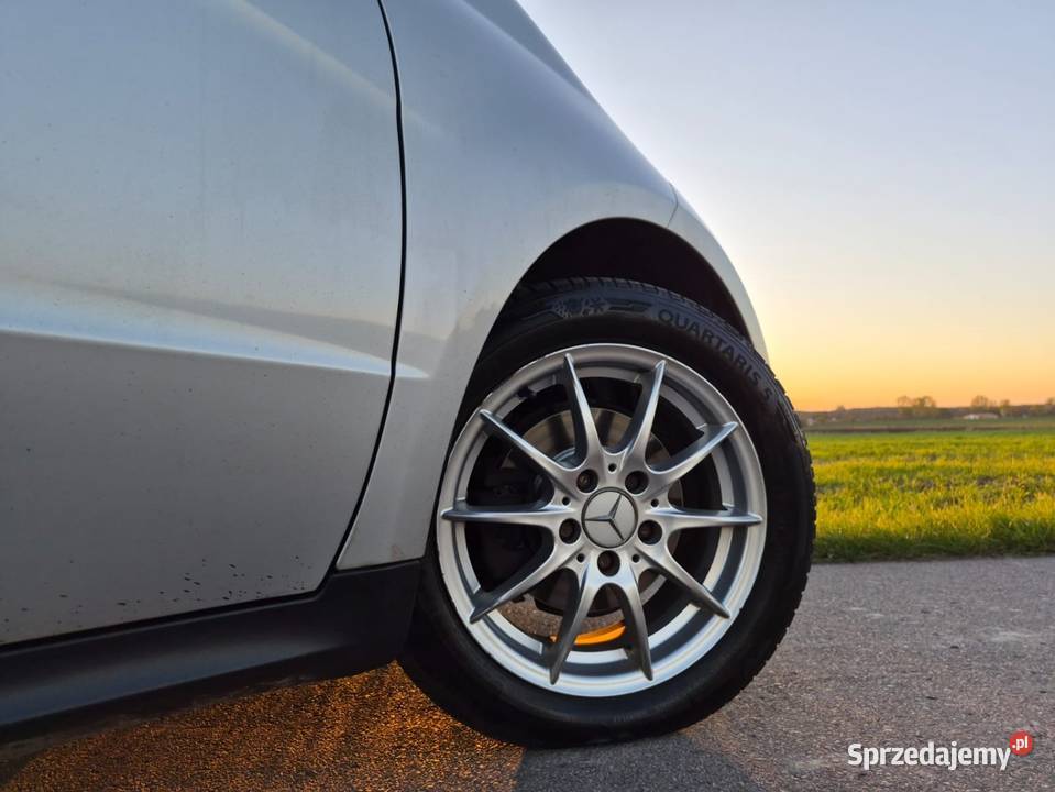 Mercedes a 160 blueefficiency 10r lift Łódź