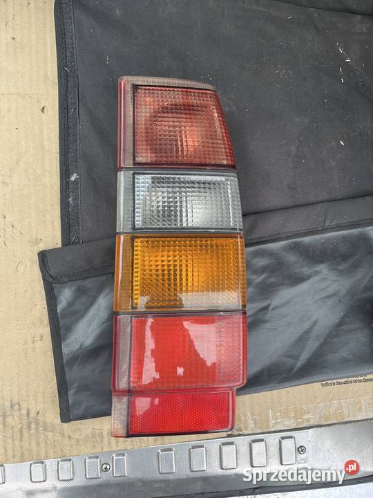 Lampa tylna prawa Volvo 740 940 960 kombi Lampy tylne Ruda Śląska sprzedam