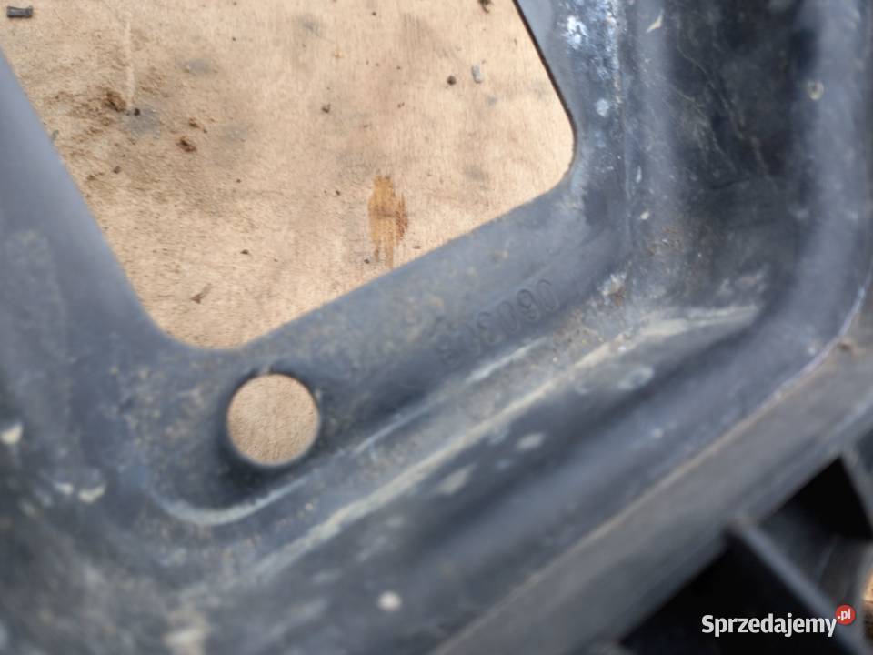 SMART FORTWO COUPE I 08r pas przedni wzmocnienie Kielce