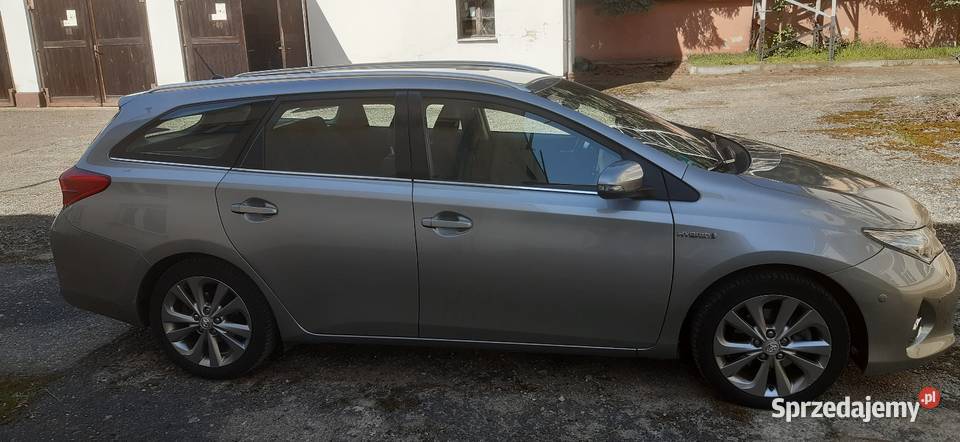 Toyota Auris 2 kombi 18 VVTi Hybryd Strart opolskie Paczków