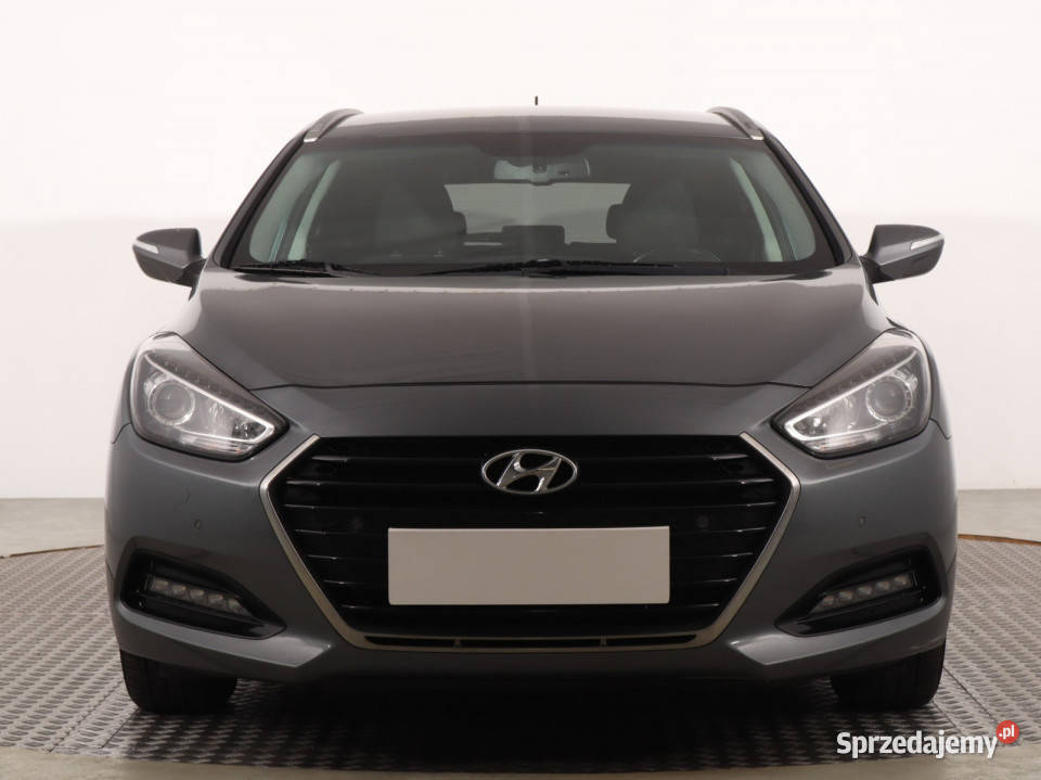 Hyundai i40 17 CRDi czujnik parkowania Katowice