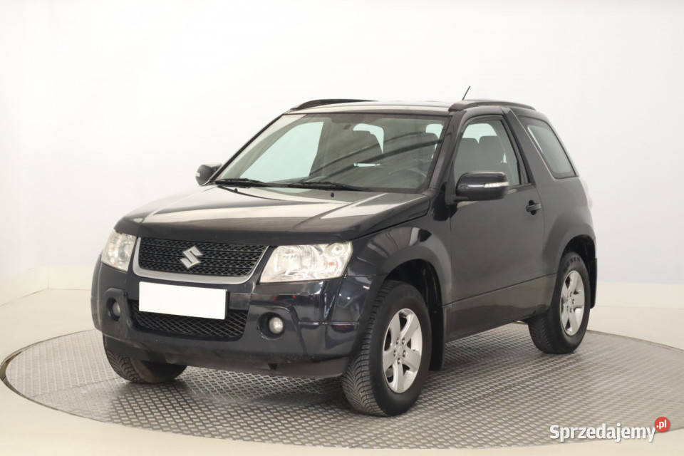 Suzuki Grand Vitara 16 i Rok produkcji 2011