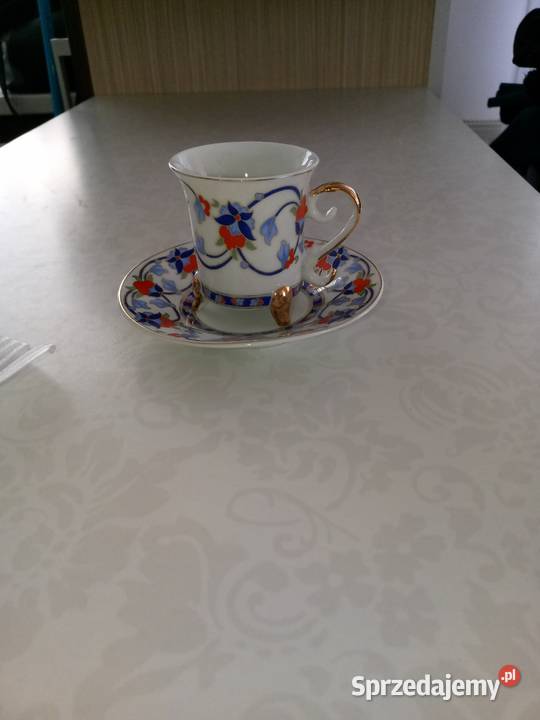 Filiżanka delikatna porcelana na prezent