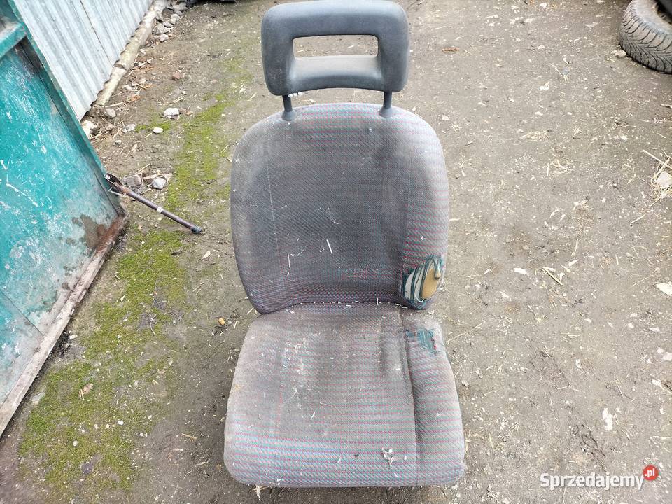 FIAT 126P 126 P ELEGANT MALUCH SIEDZENIE FOTEL lubelskie