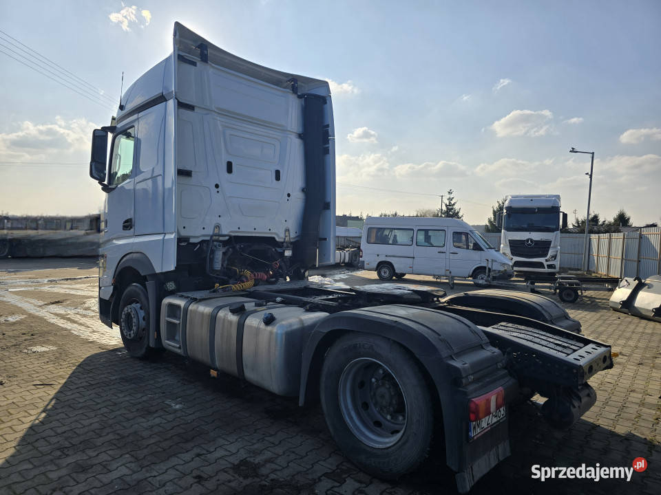 Ciągnik siodłowy MERCEDESBENZ ACTROS 1851 2020 kupiony w polskim salonie