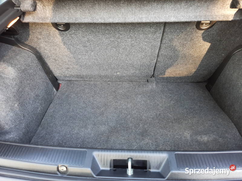 Fiat Punto 2012 14 77 salon 1wł przebieg 32000 Wałbrzych