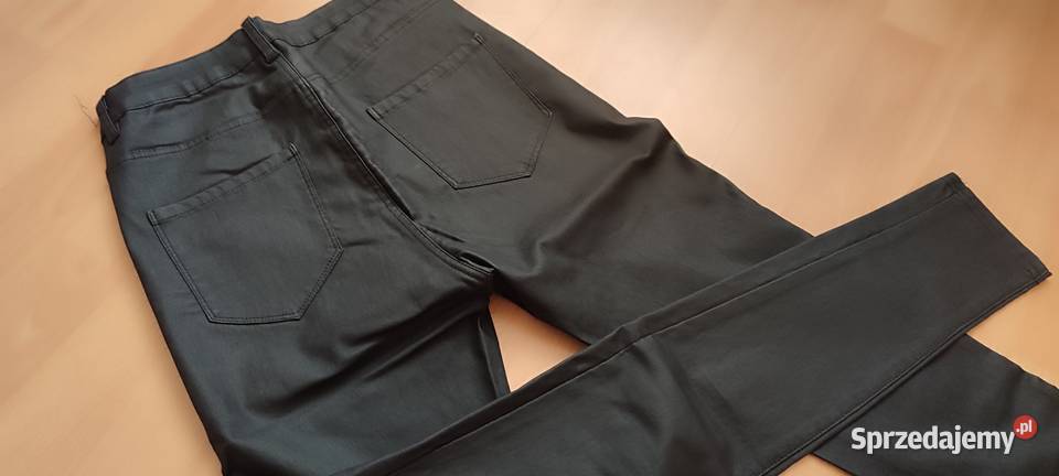 Spodnie woskowane czarne Połomia