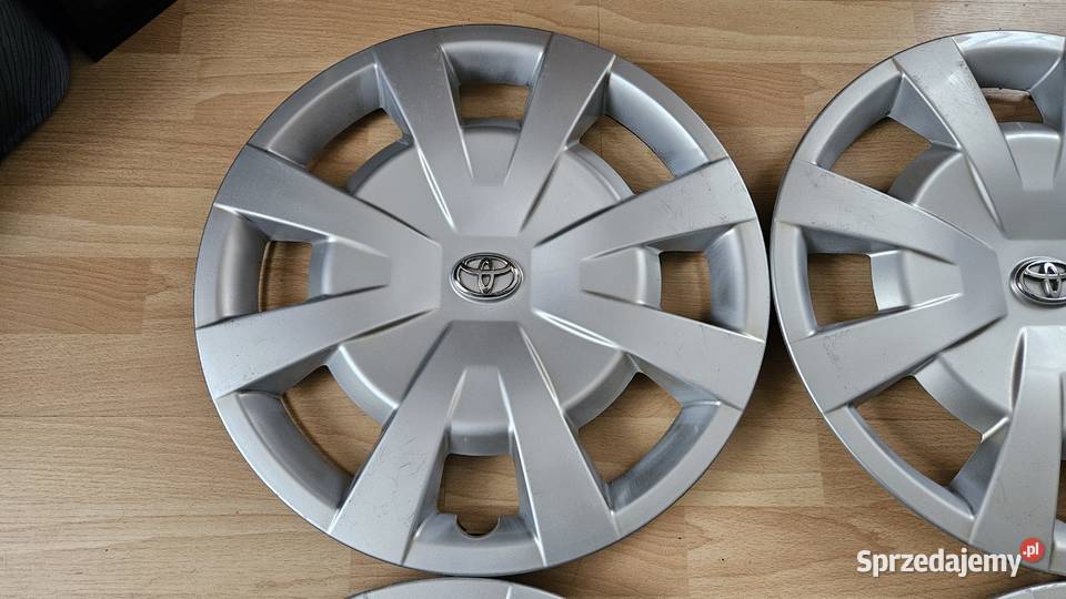 Kołpaki 16 Toyota Avensis III sprzedaż na sztuki Szczecin