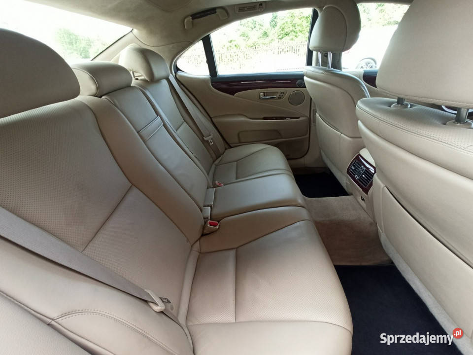Lexus LS II właściciel dołożone 30 IV 20062017 Rok produkcji 2007 Rzeszów