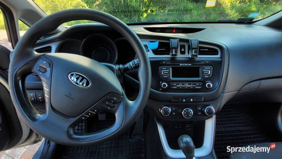 KIA Ceed 16 GDI hatchback hak druga właścicielka benzyna Gdynia
