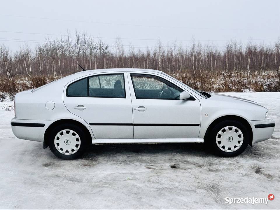 Skoda Octavia 16 benzyna w stanie Pruszków