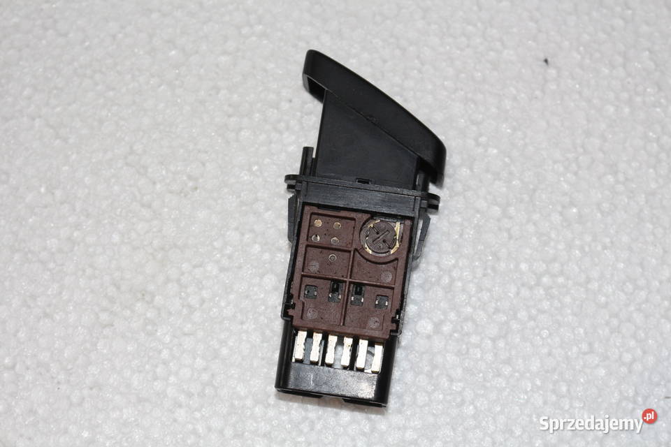 MAZDA 323 F BJ 9803 PRZEŁĄCZNIK AWARYJNYCH 9PIN Prochowice