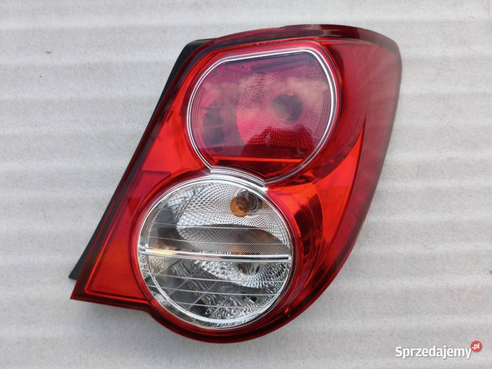 Lampa Prawy Tył Tylna Prawa Chevrolet Aveo T300 prawe