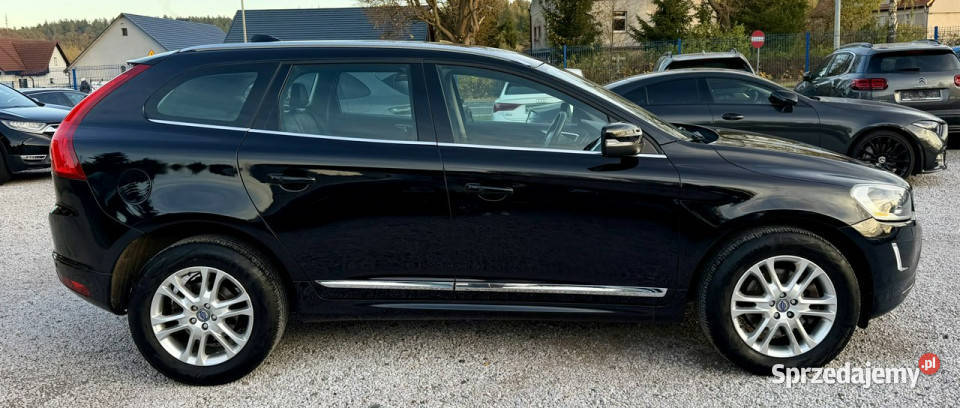 Volvo XC 60 FLSummumSerwis ASOGwarancja I bluetooth