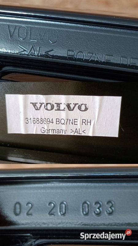 VOLVO XC90 II LISTWA NAKŁADKA SŁUPKA PRAWY TYŁ Pleszew