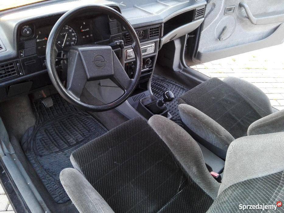 Opel Kadett E HATCHBACK 16 Jelenia Góra