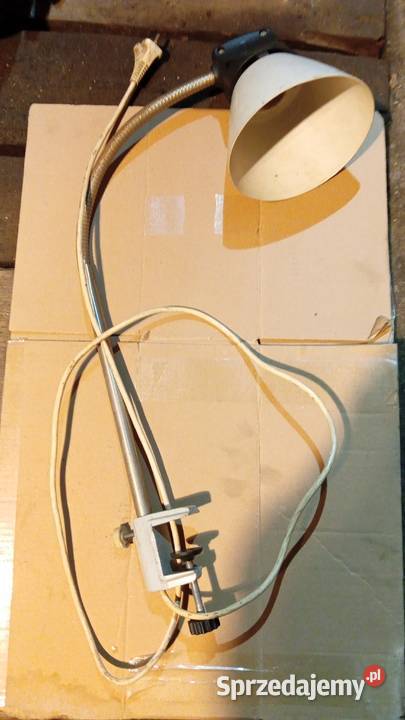 Lampa warsztatowa przykręcana do blatu z prl dolnośląskie Wałbrzych sprzedam