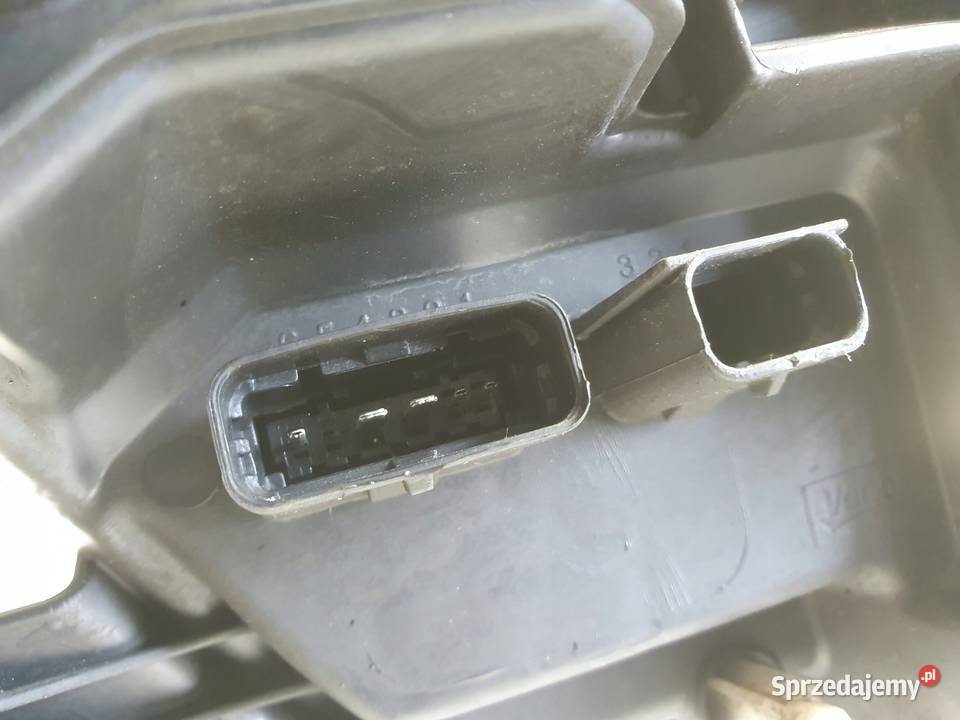 LAMPA LEWA Renault Laguna III lewy przód lubelskie Chełm