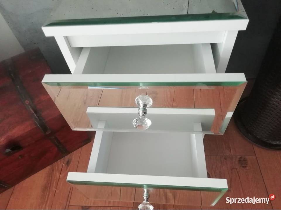 Piękny nakastlik szafka nocna biala Nowy Sącz