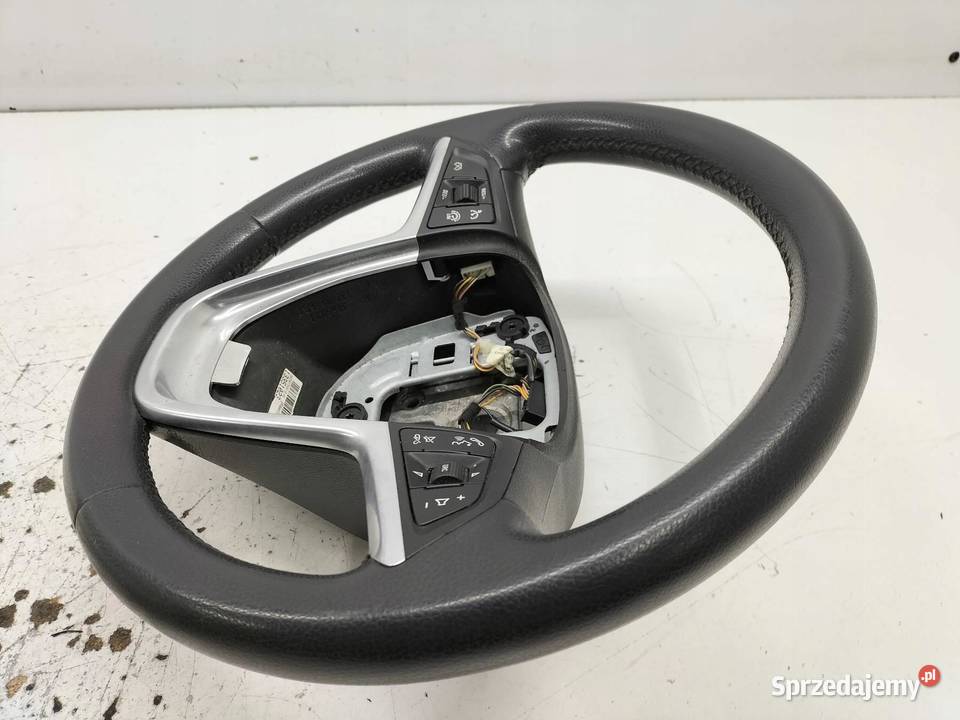 KIEROWNICA MULTIFUNKCJA LIFT Opel Astra IV 2009 Rok produkcji 2015