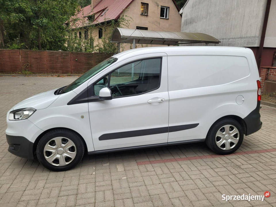 Ford Transit Courier FORD TRANSIT COURIER SALON Ćmińsk