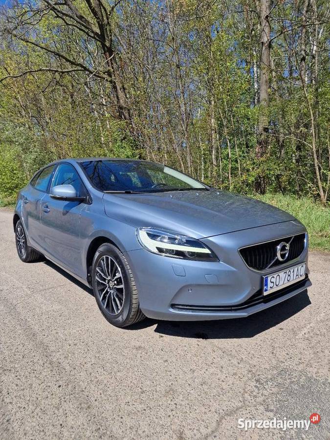 VOLVO V40 D3 MOMENTUM Polski salon Sosnowiec