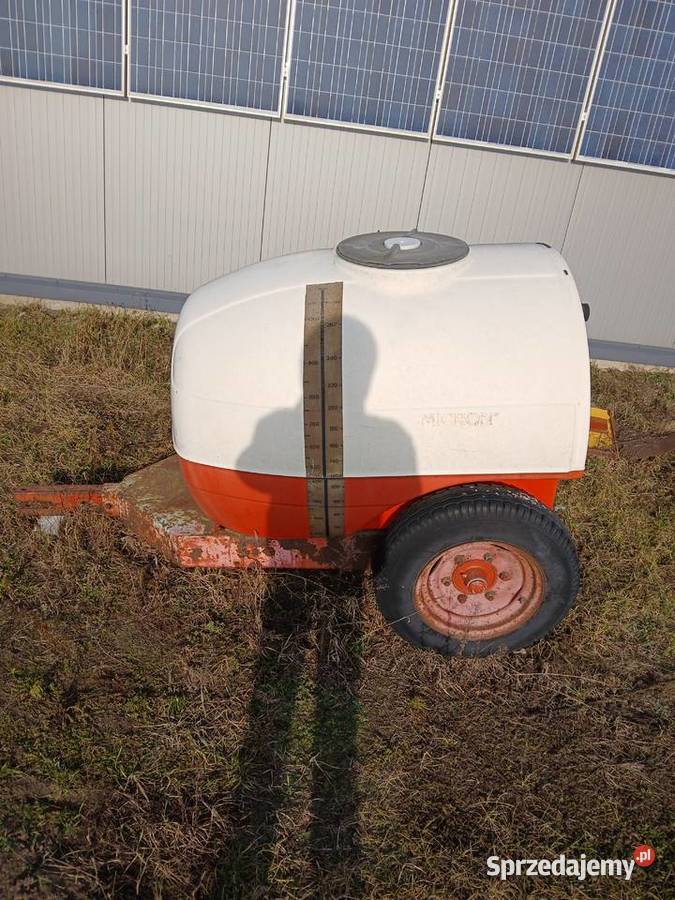 Zbiornik opryskiwacza beczka 1000l szambo Zbiorniki