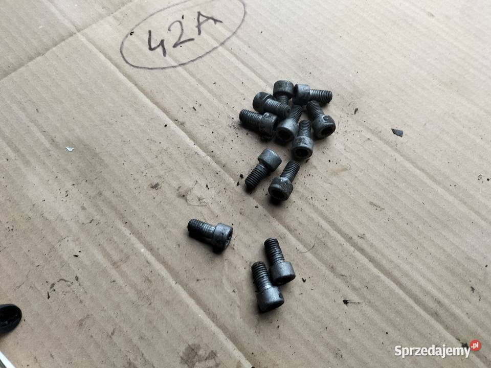 AUDI 80 B4 80B4 A6C4 A6 C4 19 D TD TDI śruba Kamień-Kolonia