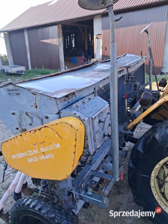 Sprzedam siewnik Poznaniak 6 3metry nieuszkodzony Siewniki i sadzarki Klonowa