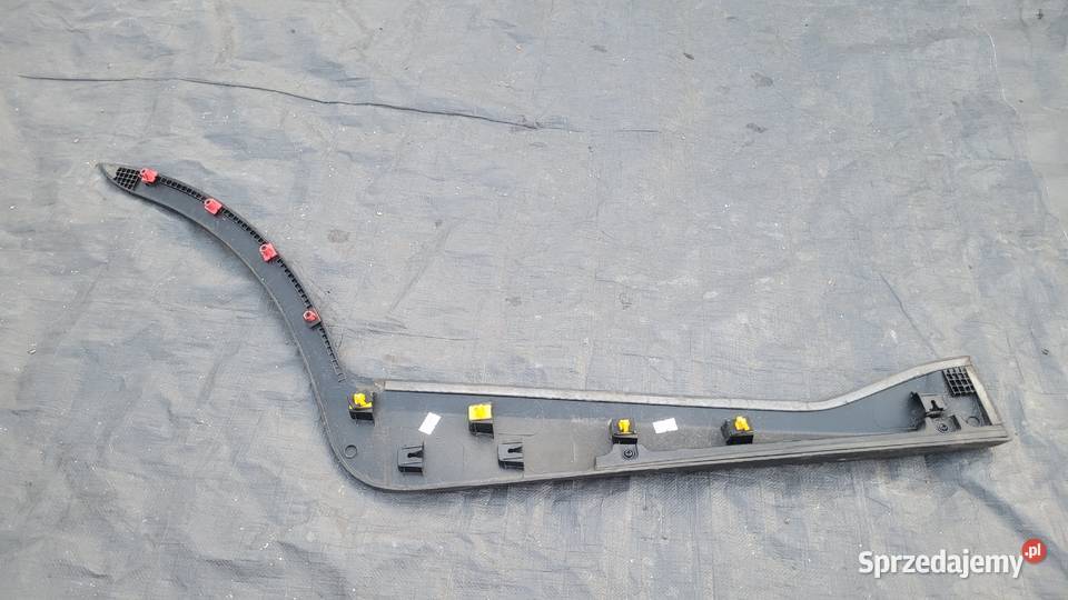 LISTWA DRZWI LEWY TYŁ KIA STONIC 17 osobowe Ruda Śląska