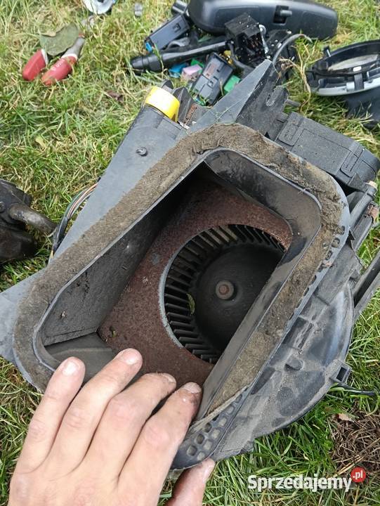 Rover 25 dmuchawą z obudową