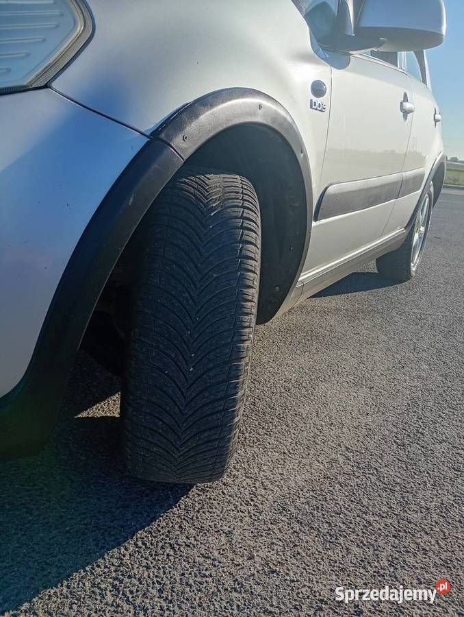 Suzuki sx4 4x4 abs esp relingi hak klima nowe elektryczne szyby