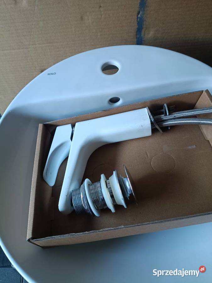 Umywalka z Baterią kpl blatowa Leszno