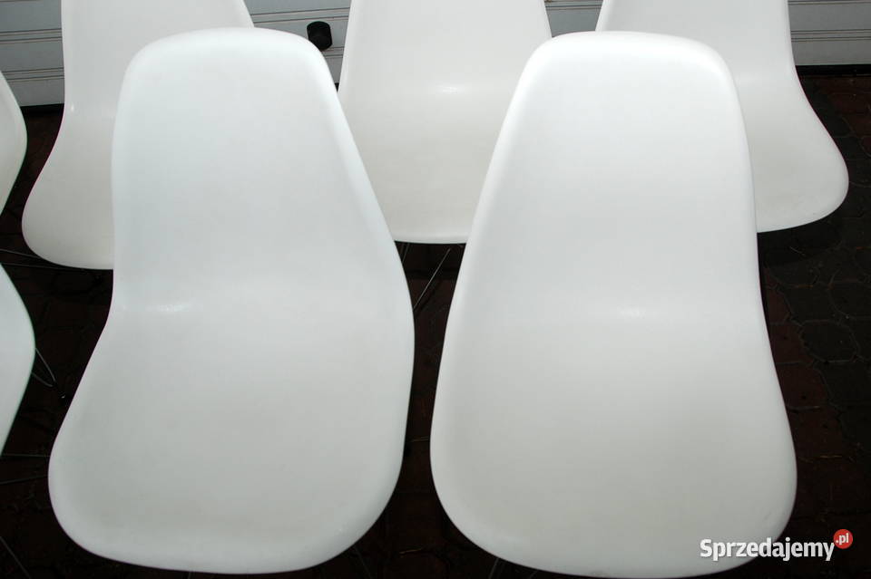 9Krzesło kuchenne VITRA biały kubełek chromowany Warszawa