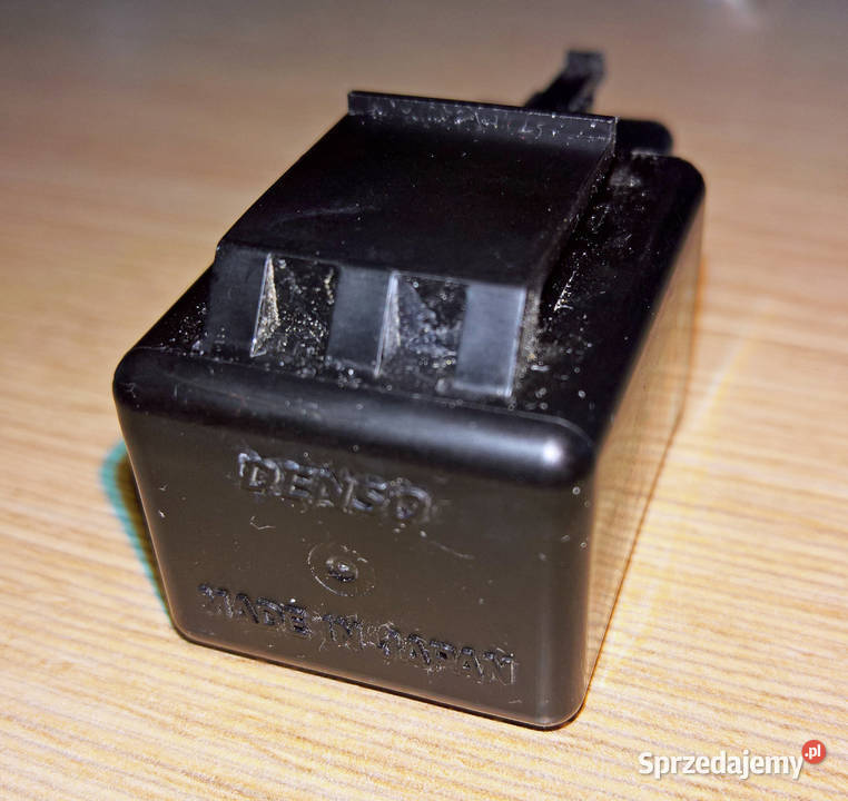 YAMAHA przerywacz kierunków OEM MT09 żarówki Warszawa