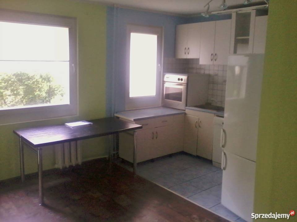 Mieszkanie z ogródkiem w Rumi sprzedam Rok budowy 1989 Rumia sprzedam