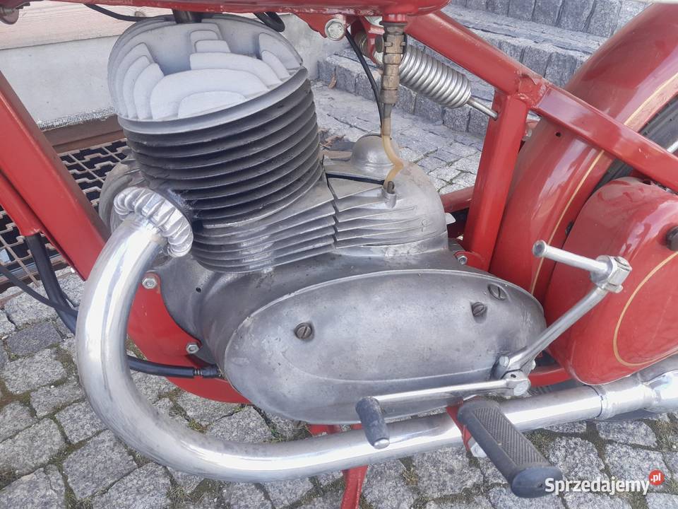 Jawa perak 250 z dokumentami Mirzec