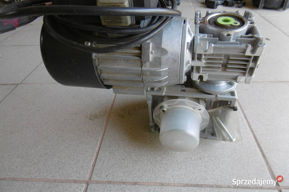 Motoreduktor do pieca CO