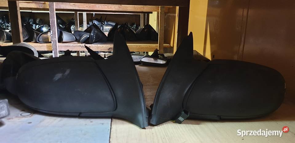 Sprzedam lusterka do opel omega Karoseria