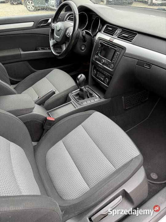 Skoda Superb 2011r 16TDi 105 232 GWARANCJARATY 105KM Nochowo