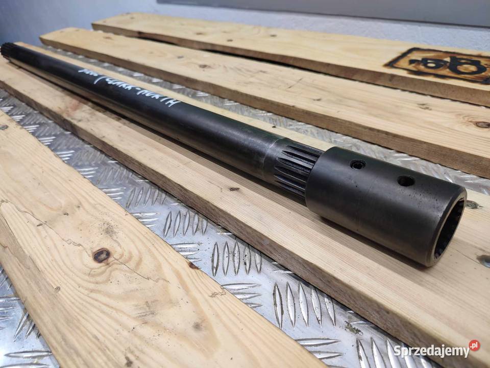 Wał napędowy pompy hydraulicznej Fermec 860 wielkopolskie Wilkowo