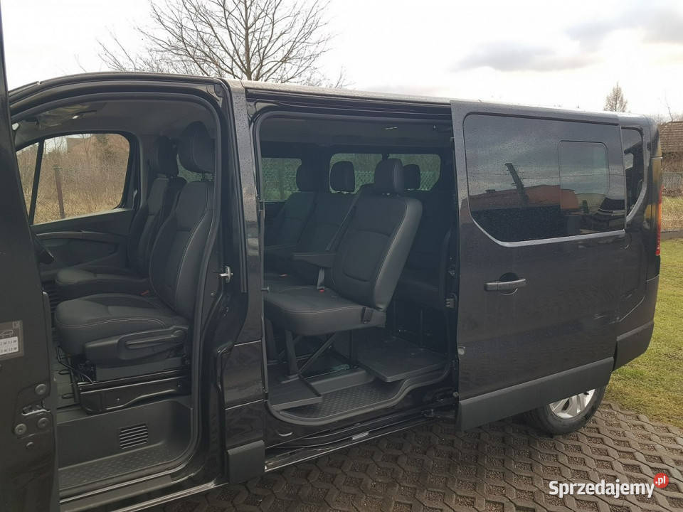 Renault Trafic 8 OSÓB 2xDRZWI BOCZNE PRZESUWNE Renault Poręba