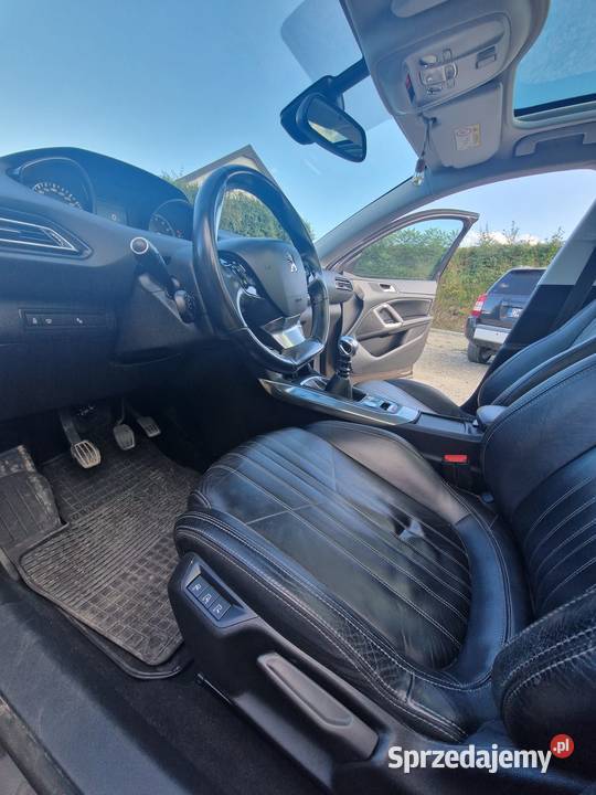 Peugeot 308 T9 12 SW Allure SS Full LED Masaż Wieliczka