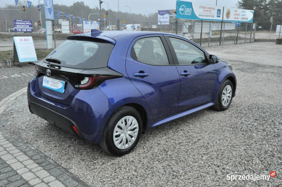 Toyota Yaris 15 Dynamic Force 125 netto 45447PLN Yaris Warszawa sprzedam
