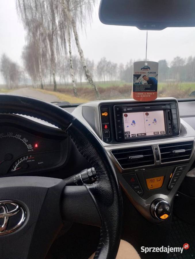 Toyota IQ 1 właściciel Keyless Nawigacja Sieradz
